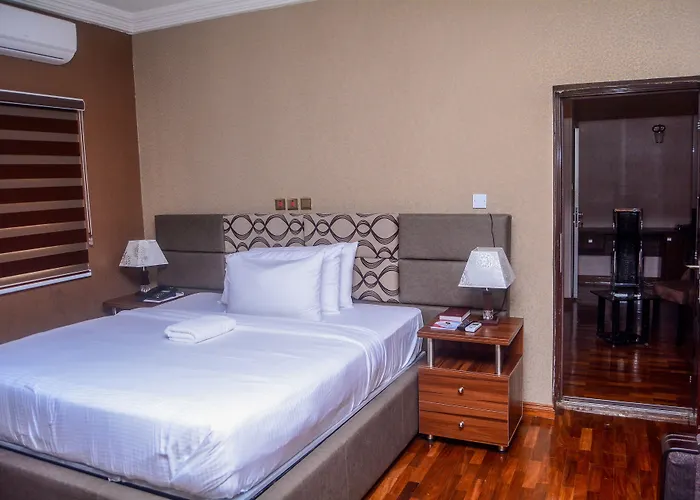 Mahogany Hotel And Suites